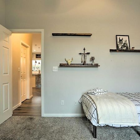Stunning Clovis Home About 1 Mile To Old Town! 외부 사진