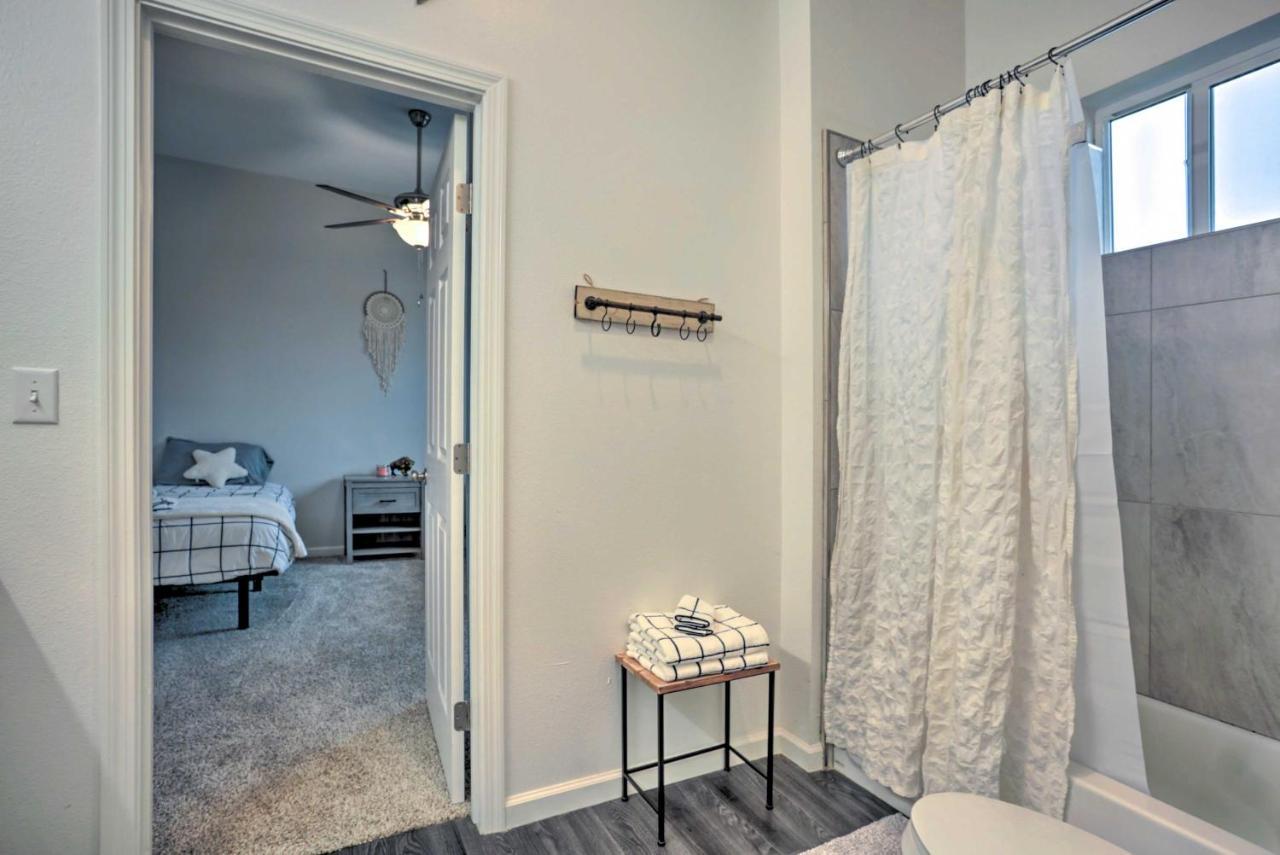 Stunning Clovis Home About 1 Mile To Old Town! 외부 사진